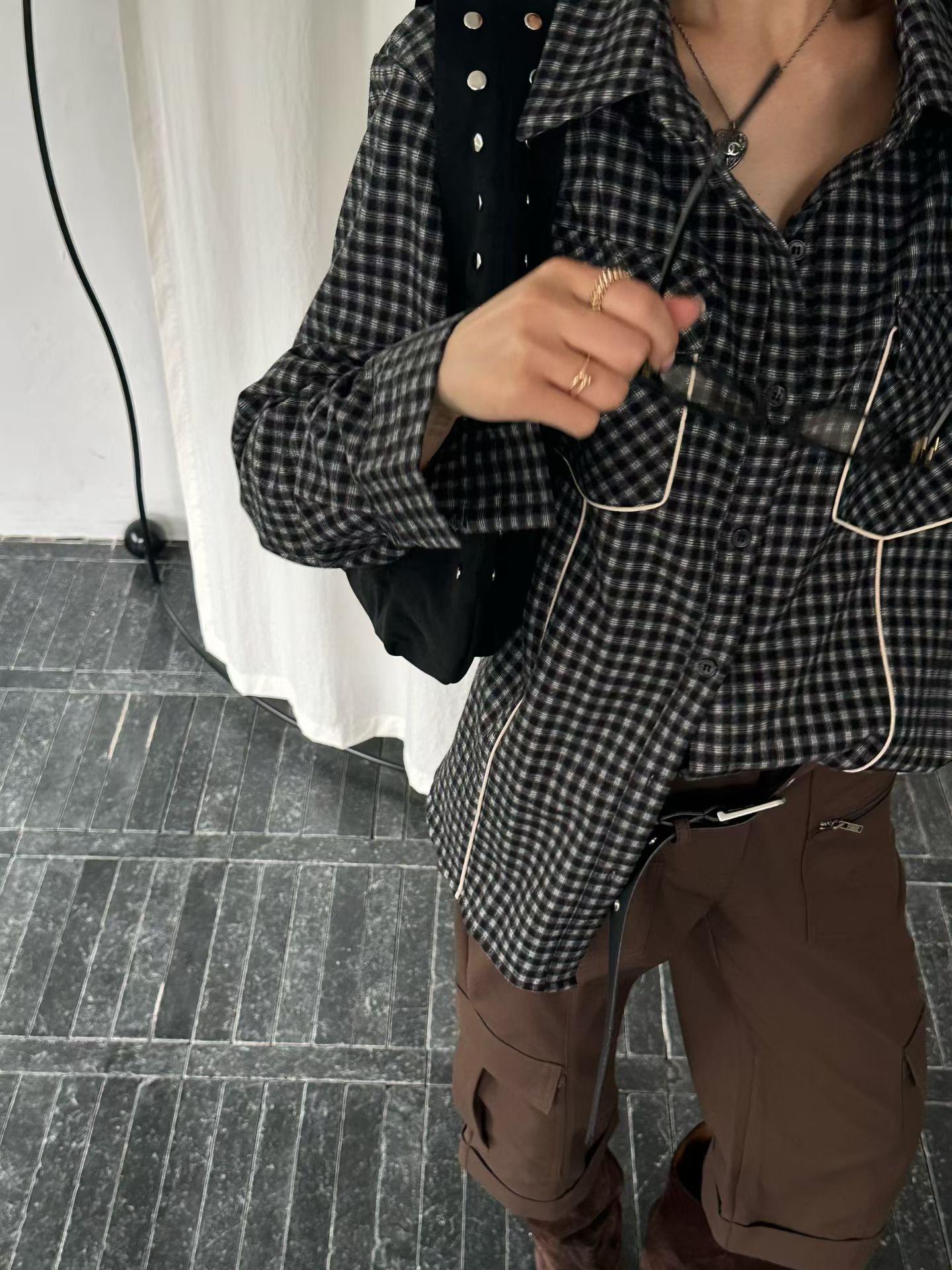 滾邊口袋格紋襯衫
